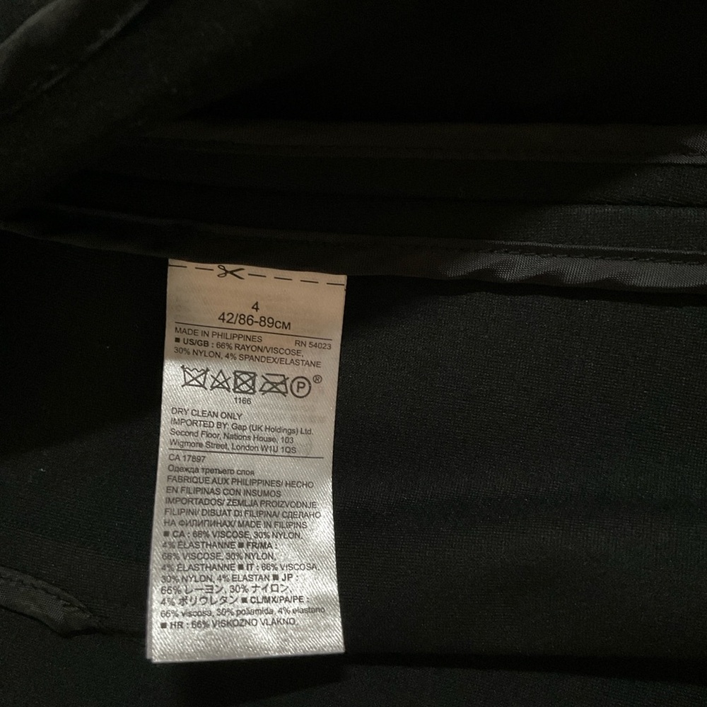 Banana Republic Black Women's Blazer - Picture 5 of 11